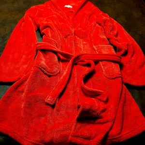 Red/pink house coat/bathrobe